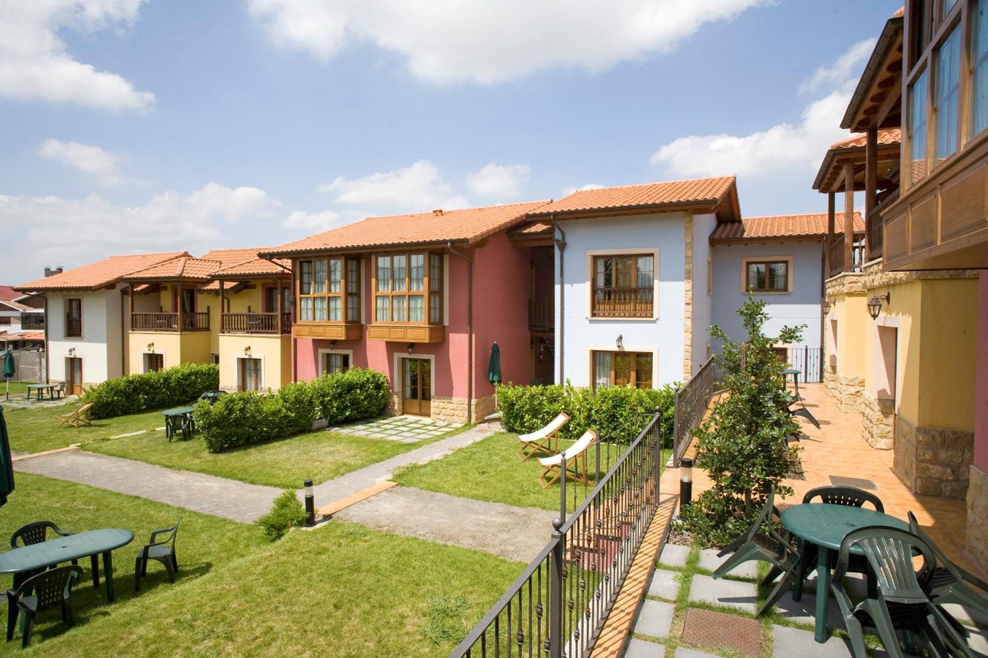 Apartamentos Rurales Antojanes Granda  Kültér fotó